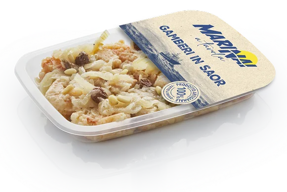 marinai a tavola gamberi in saor